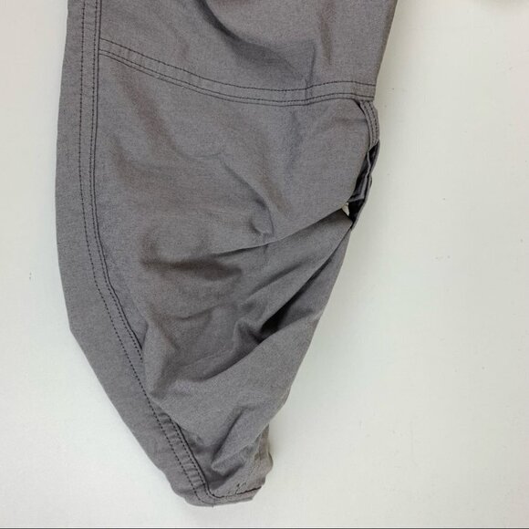 Columbia Sportsworld Company  Grey Casual Pants size 12 - Picture 5 of 11